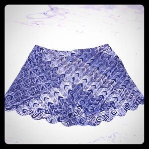 Scalloped edge shorts!